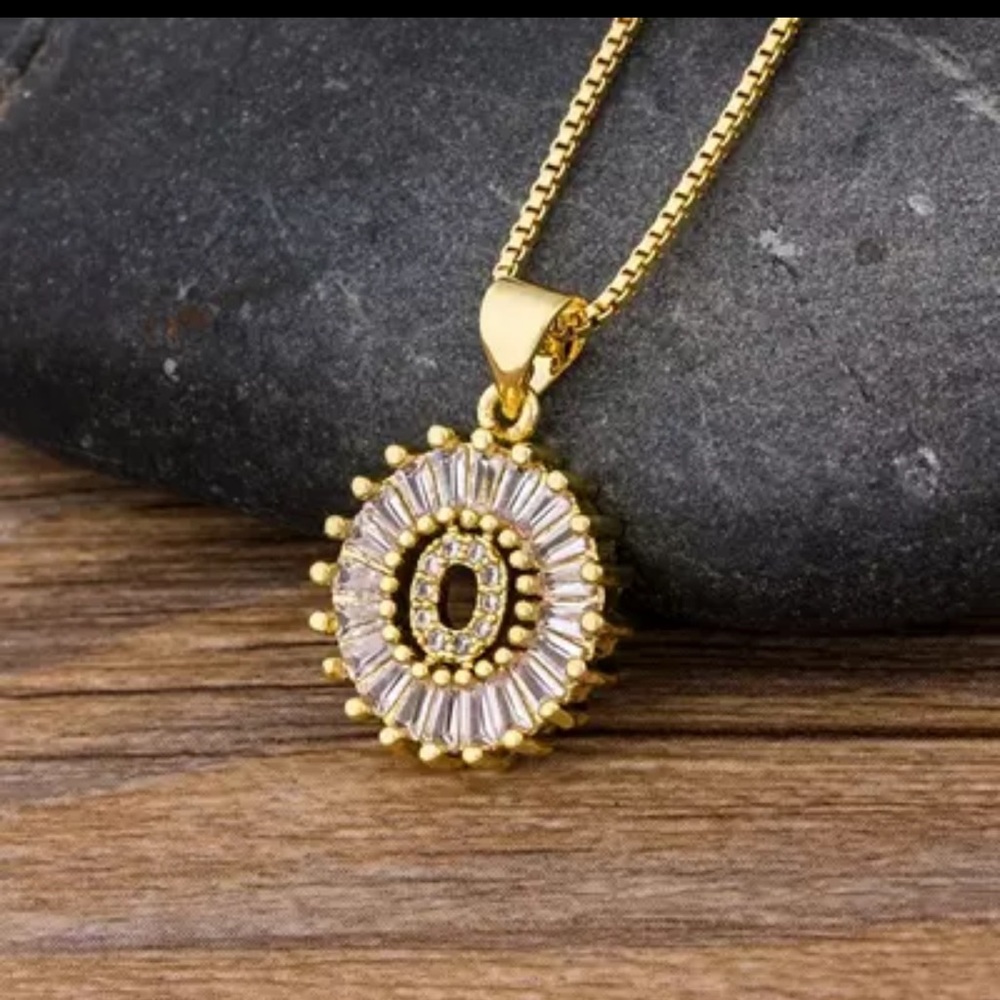 ❣️New Gold letter O Necklace